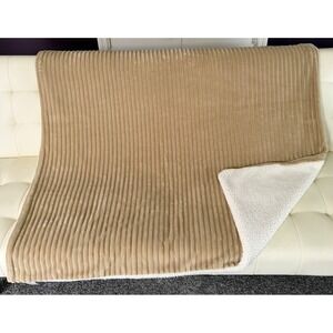 Pottery Barn Ribbed Plush Sherpa Fleece Throw Blanket Beige White 50" x 60"